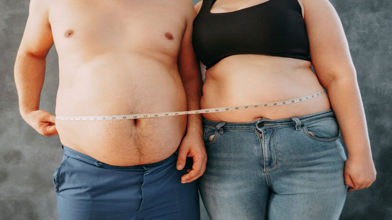 چرا خانم ها بیشتر از آقایان شکم و پهلو دارند؟